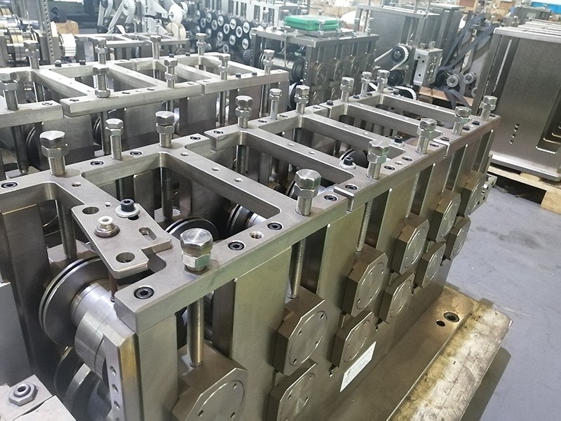 高型B型管模具(jù)（工(gōng)程）